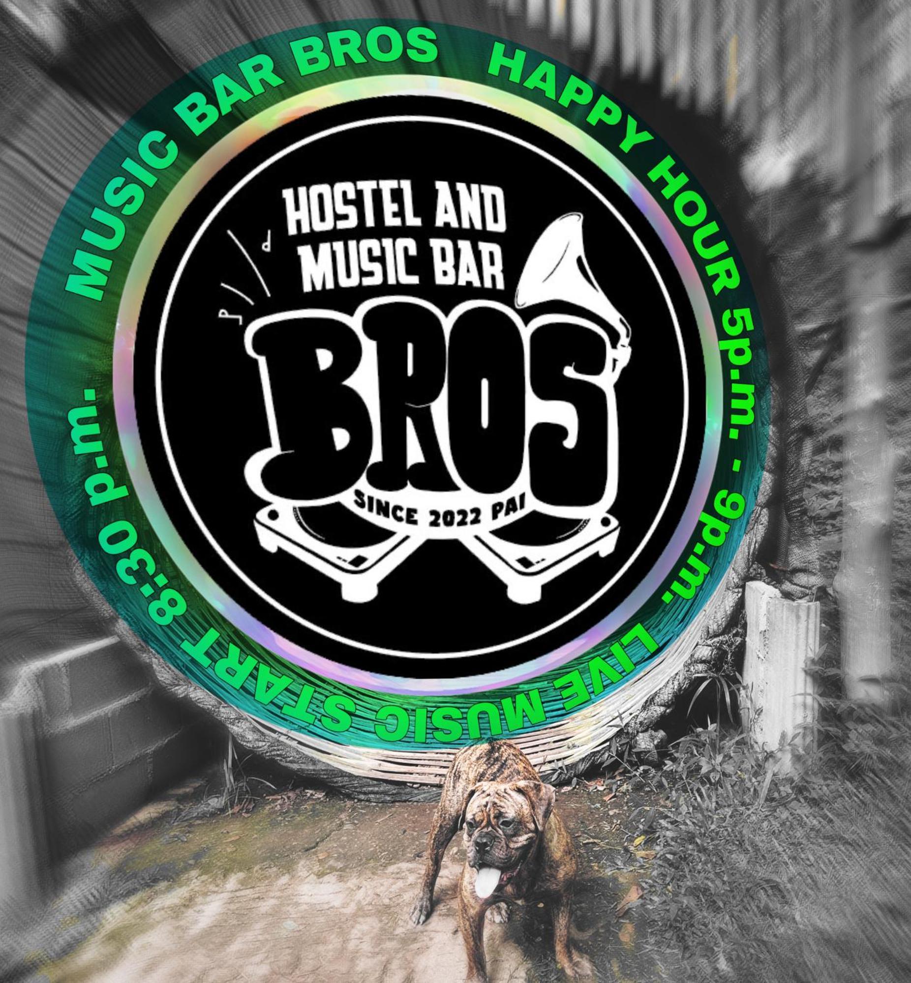 Hostel And Music Bar Bros パーイ エクステリア 写真