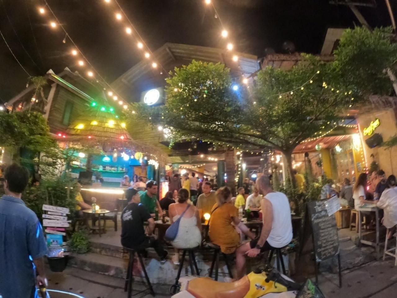 Hostel And Music Bar Bros パーイ エクステリア 写真